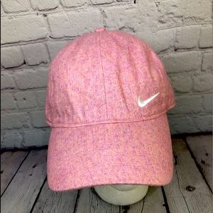 Nike hat pink
